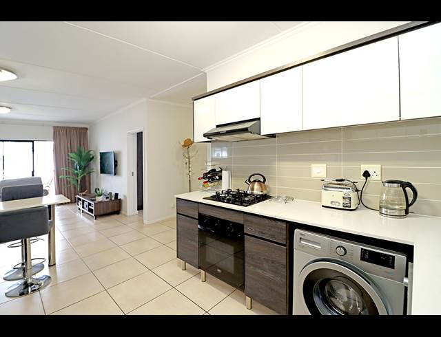 2 BEDROOM APARTMENT FOR SALE IN GREENSTONE HILL
